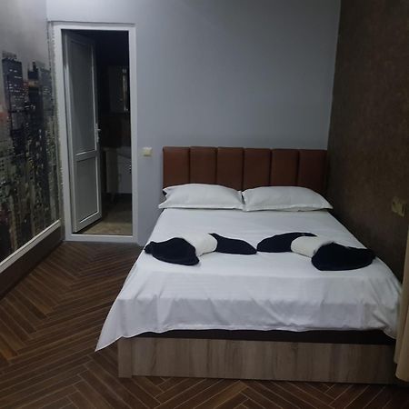 Гостевой Дом Поти Apartment Bagian luar foto